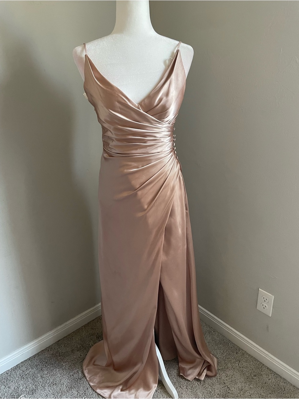 Galina Signature Satin Maxi Dress in size 4, Champagne or sand color